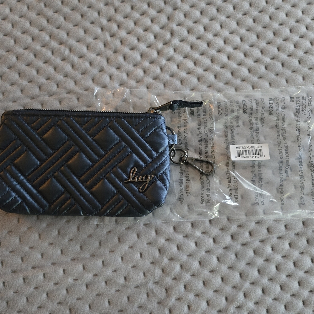 LUG Metro XL ID POUCH NAVY Blue with Clear Window